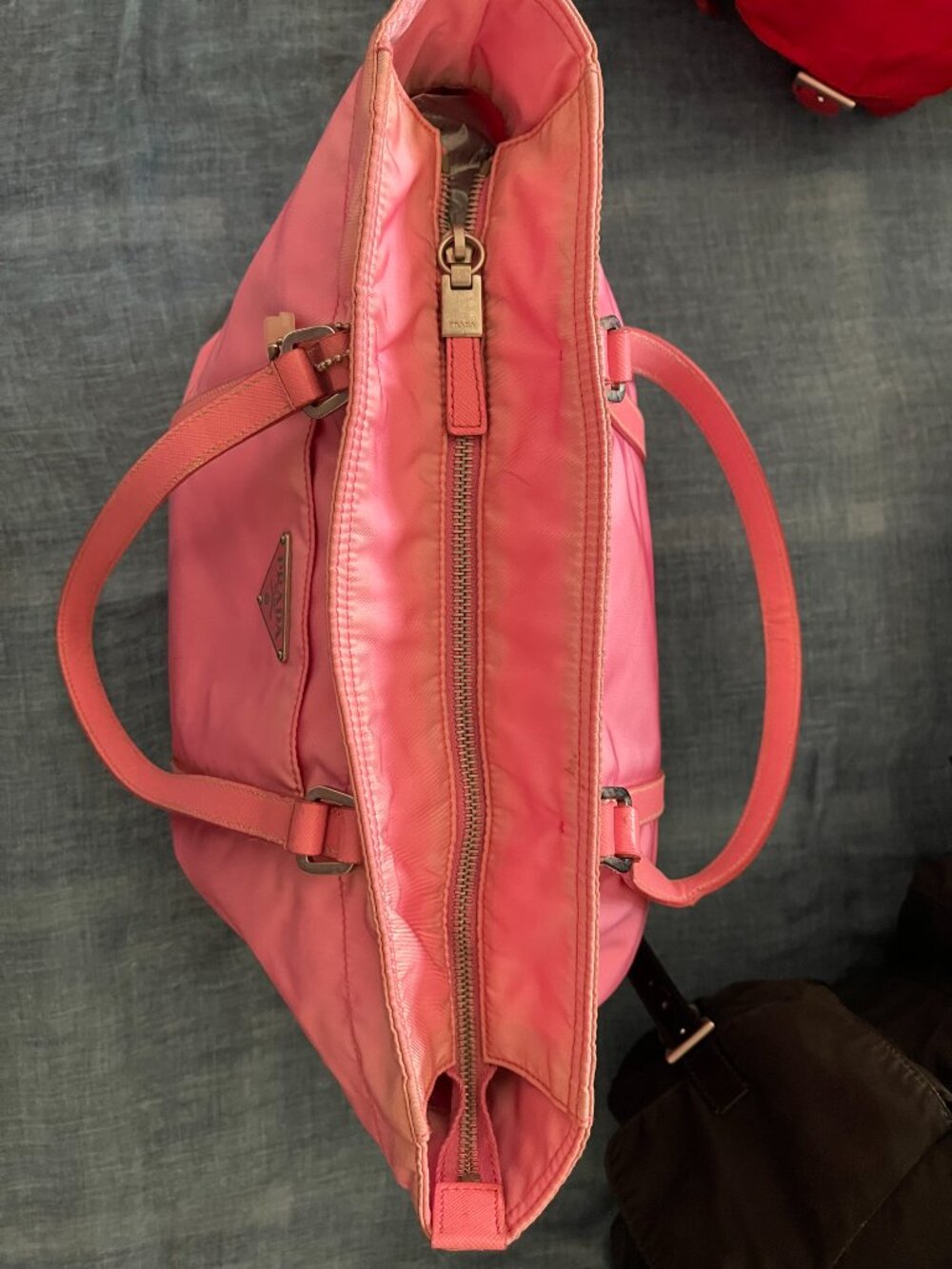 *VERY CUTE* Vintage Y2K Prada Medium Tote Bag Tessuto Pink Silver Hardware - Picture 3 of 11